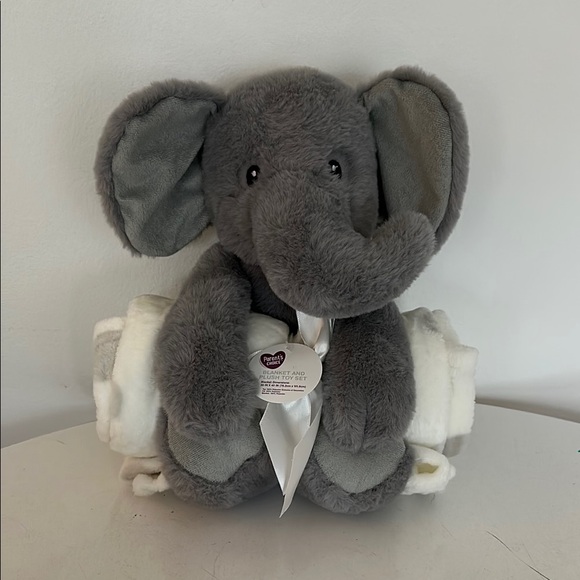 Plush Elephant Toy with Blanket - Picture 1 of 5
